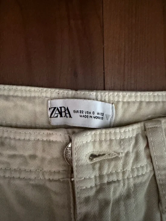 Off-white Cargo Pants - Picture 3 of 4